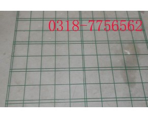 低碳鋼絲全自動(dòng)焊接網(wǎng)格成品