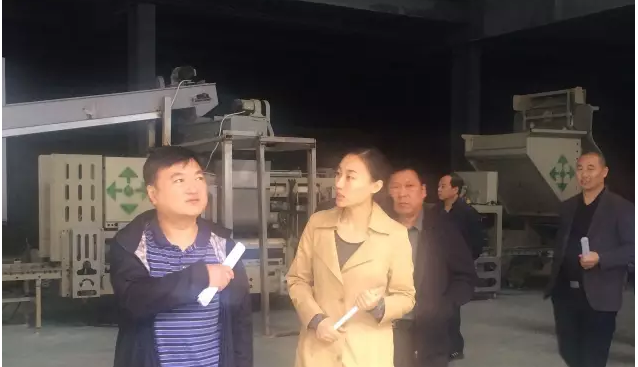 河南：省農(nóng)業(yè)處劉曉光處長到世紀(jì)香食用菌基地考察調(diào)研
